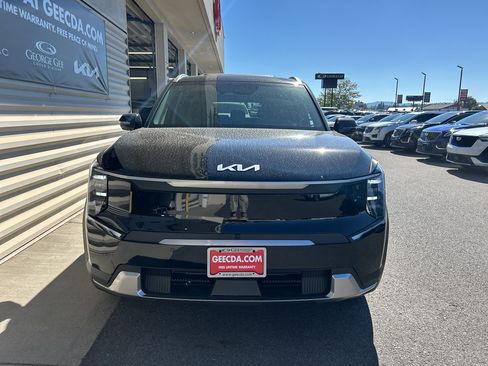 New 2026 Kia EV9 Wind image 2