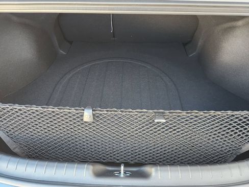 New 2026 Hyundai Elantra Limited FWD image 33