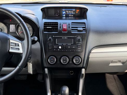 Used 2014 Subaru Forester 2.5i Limited image 14