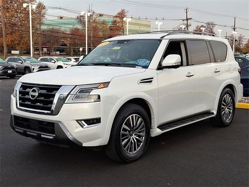 Used 2023 Nissan Armada SL w/ Cargo Package image 4
