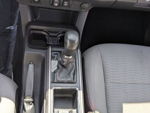 Used 2018 Toyota Tacoma SR5 image 16