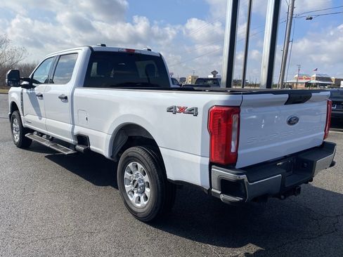 Used 2024 Ford F250 XLT image 3