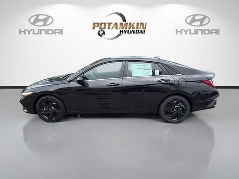New 2026 Hyundai Elantra SEL Sport Premium FWD image 8