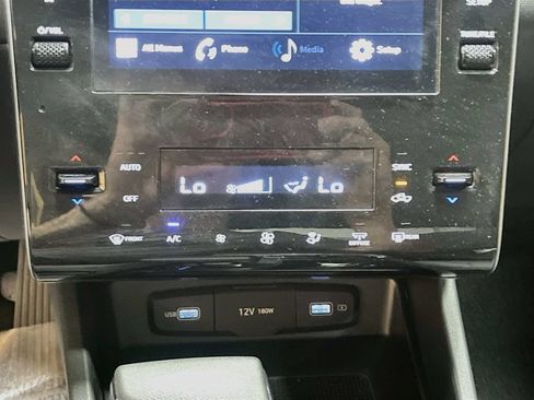 Used 2024 Hyundai Santa Cruz SEL AWD/4WD image 15