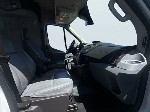 Used 2019 Ford Transit 250 148 Medium Roof RWD image 14