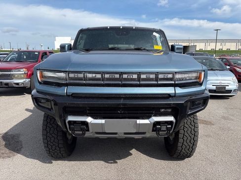 Used 2024 GMC Hummer EV 3X w/ Omega Edition AWD/4WD image 9