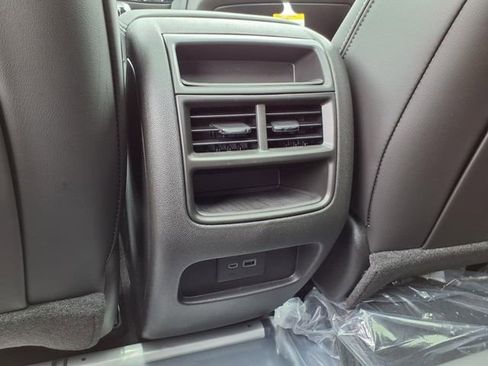 New 2025 Cadillac XT5 Premium Luxury image 16