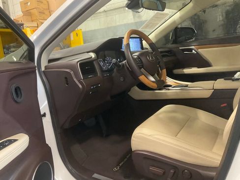 Used 2020 Lexus RX 450h AWD w/ Premium Package image 10