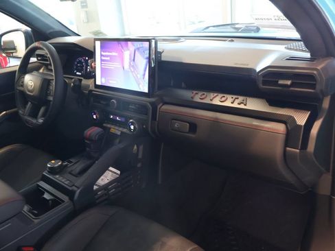 Used 2026 Toyota Tacoma TRD Pro AWD/4WD image 8