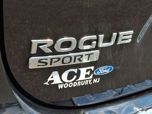 Used 2020 Nissan Rogue Sport S AWD/4WD image 29