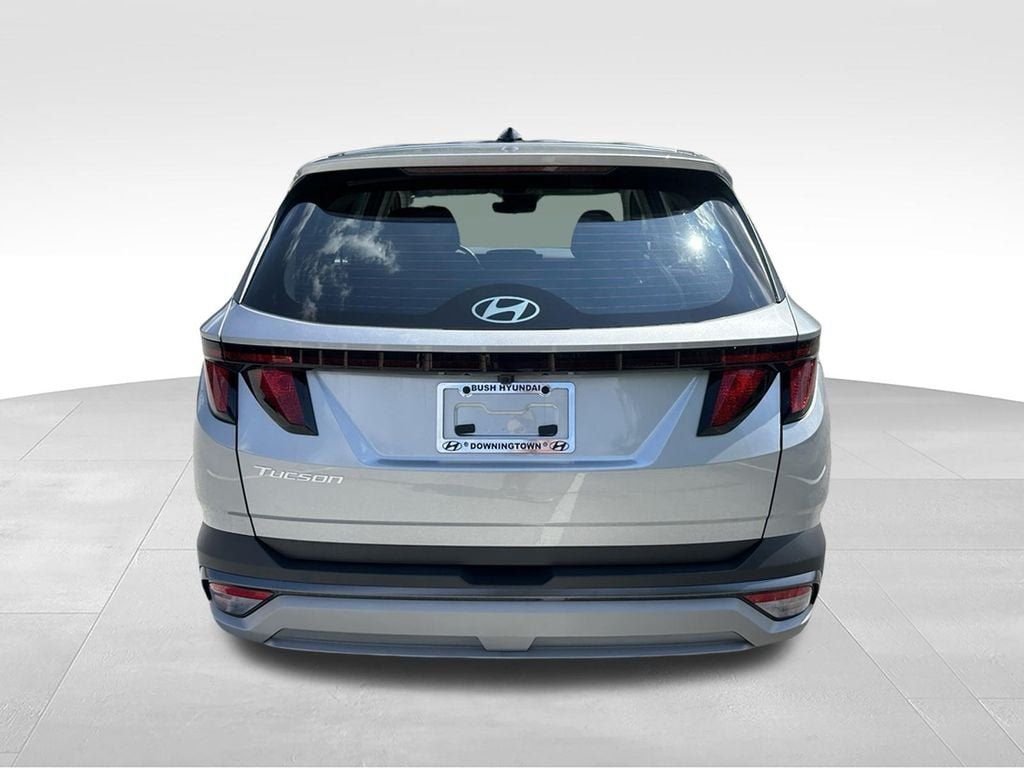Used 2026 Hyundai Tucson SE FWD image 6