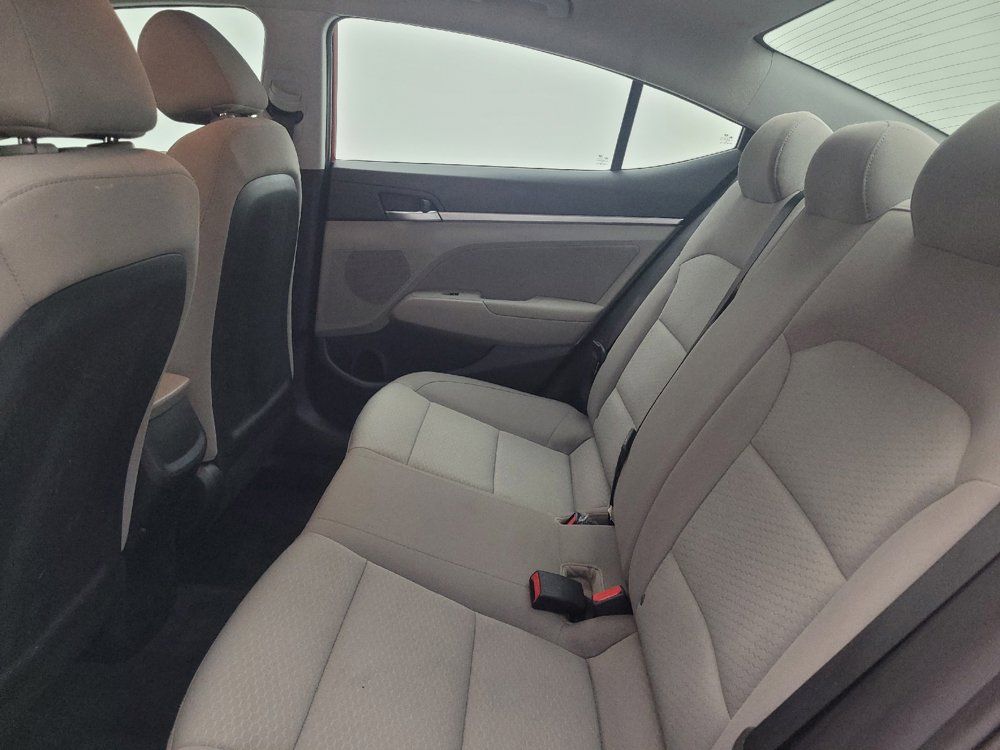 Used 2019 Hyundai Elantra SEL FWD image 18