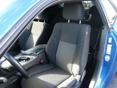 Used 2022 Dodge Challenger SXT image 20