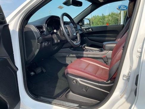 Used 2025 Dodge Durango GT AWD/4WD image 17