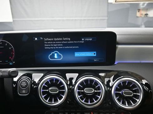 New 2025 Mercedes-Benz CLA 250 image 11
