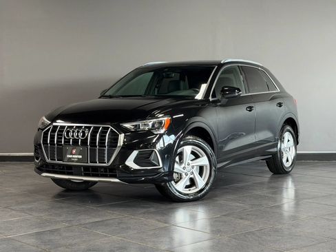 Used 2019 Audi Q3 2.0T Premium AWD/4WD image 1