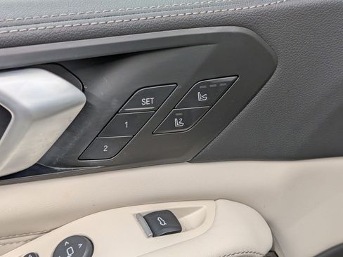 Certified 2023 BMW X5 sDrive40i w/ Executive Package image 24