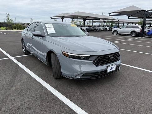 Used 2024 Honda Accord EX-L image 3