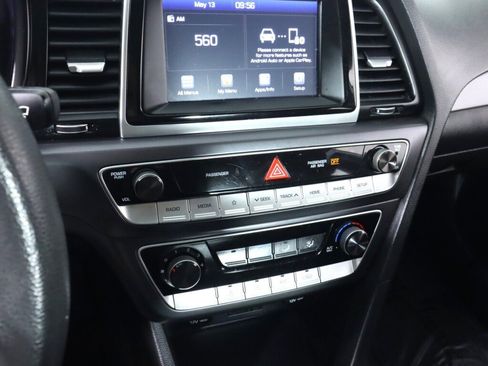 Used 2019 Hyundai Sonata SE FWD image 17