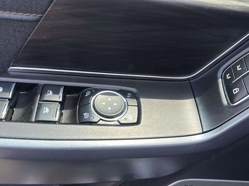 Used 2024 Ford F150 Lariat AWD/4WD image 13