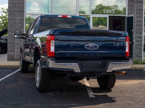 Used 2019 Ford F250 XL w/ STX Appearance Package AWD/4WD image 4