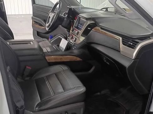 Used 2016 GMC Yukon XL Denali w/ Open Road Package AWD/4WD image 16