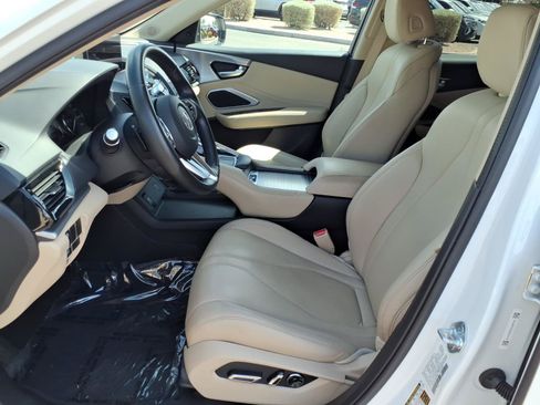 Used 2024 Acura RDX SH-AWD image 18