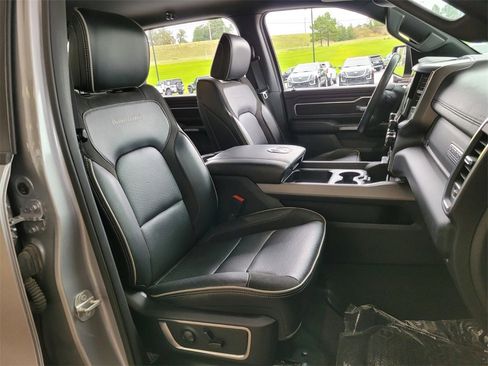 Used 2024 RAM 1500 Laramie image 16