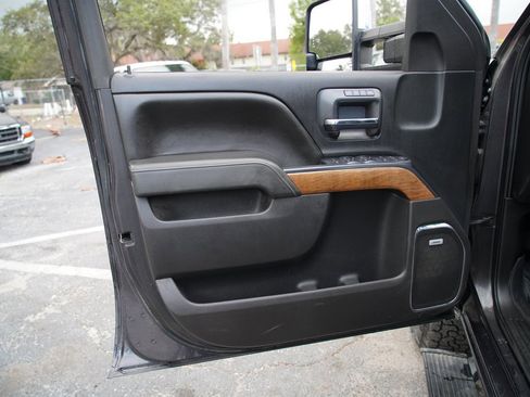 Used 2016 Chevrolet Silverado 2500 LTZ w/ Duramax Plus Package image 30