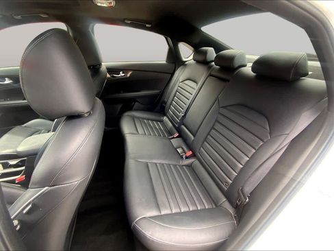 Certified 2022 Kia Forte GT-Line w/ GT-Line Premium Package FWD image 19