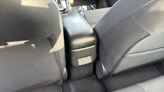 Used 2025 Nissan Versa SV FWD image 20