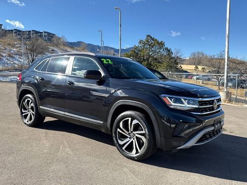 Used 2022 Volkswagen Atlas Cross Sport SEL image 1