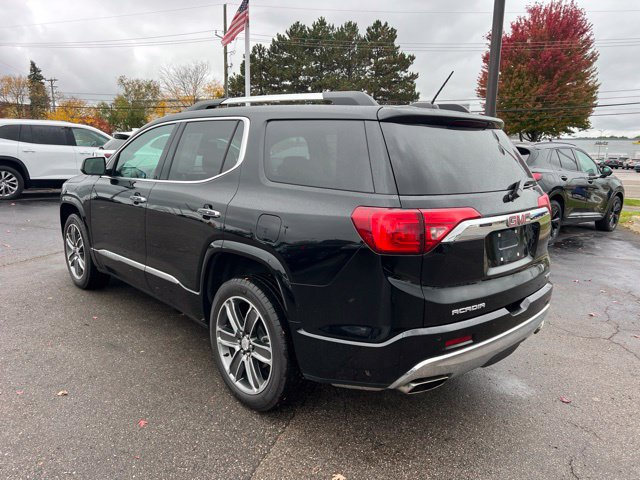 Used 2019 GMC Acadia Denali w/ Technology Package AWD/4WD image 7
