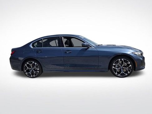 Used 2025 BMW 330i Sedan RWD image 9