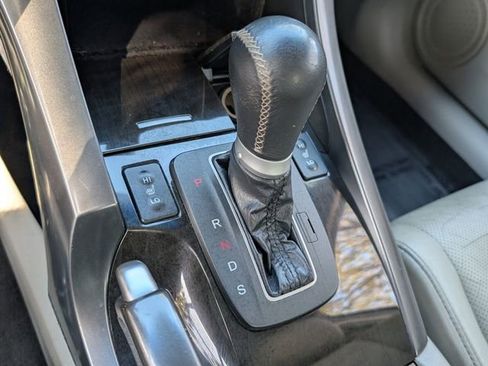 Used 2011 Acura TSX Sedan image 34