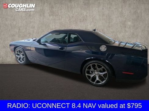 Used 2016 Dodge Challenger R/T Plus RWD image 5