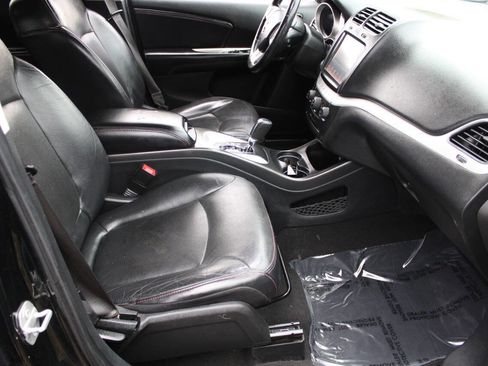 Used 2019 Dodge Journey GT image 8