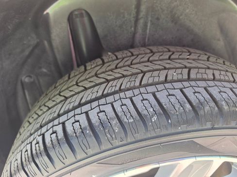 Used 2010 GMC Terrain SLT FWD image 45