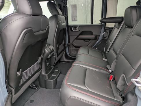 New 2026 Jeep Wrangler Unlimited Rubicon 392 w/ Quick Order Package 27X Moab AWD/4WD image 13