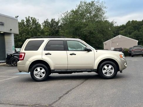 Used 2012 Ford Escape XLT AWD/4WD image 6