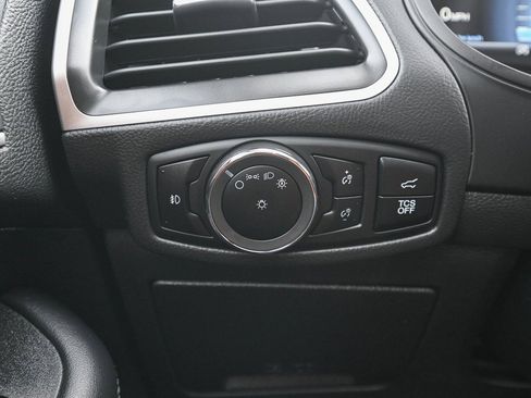 Certified 2024 Ford Edge SEL w/ Convenience Package image 41