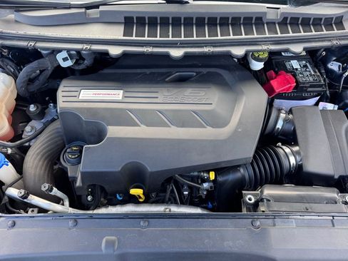 Used 2019 Ford Edge ST w/ Equipment Group 401A image 38