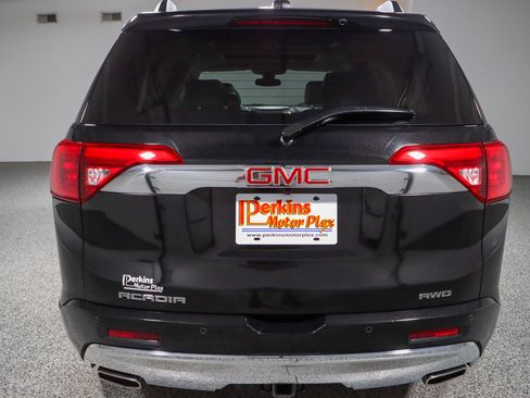 Used 2019 GMC Acadia Denali w/ Technology Package AWD/4WD image 8