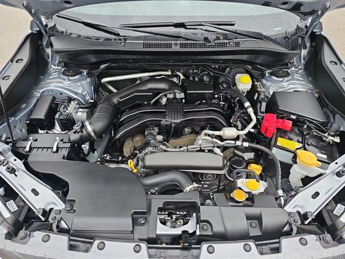 Certified 2025 Subaru Forester Premium AWD/4WD image 36