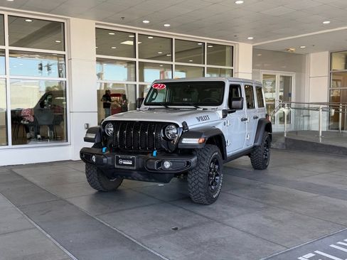 Used 2023 Jeep Wrangler Unlimited AWD/4WD image 2