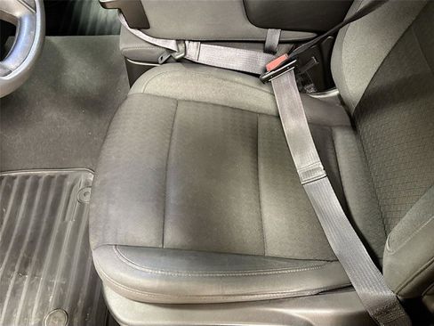 Used 2022 Chevrolet Silverado 1500 Custom image 17