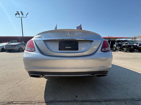 Used 2017 Mercedes-Benz C 300 Sedan image 28