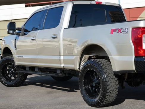 Used 2017 Ford F250 Lariat w/ Chrome Package AWD/4WD image 21