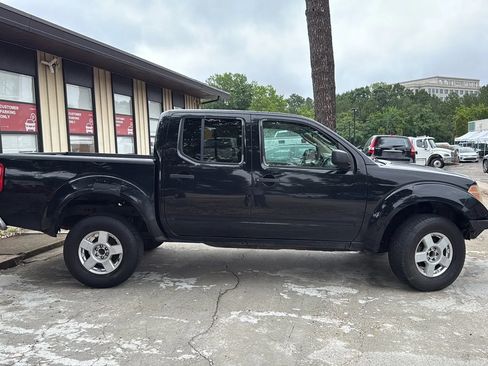 Used 2005 Nissan Frontier SE RWD image 4