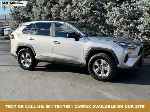 Used 2025 Toyota RAV4 LE image 11